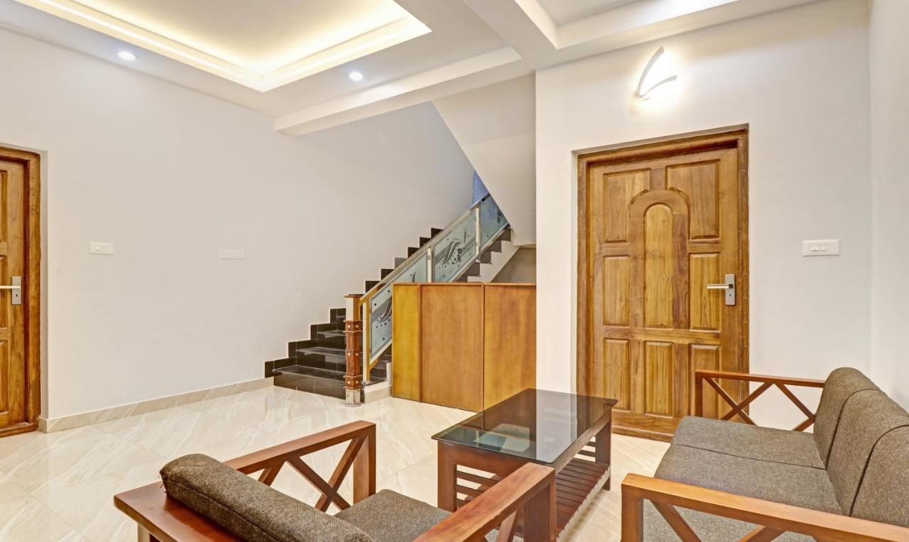 Itsy Hotels Palm Grove By D2V Kochi Extérieur photo