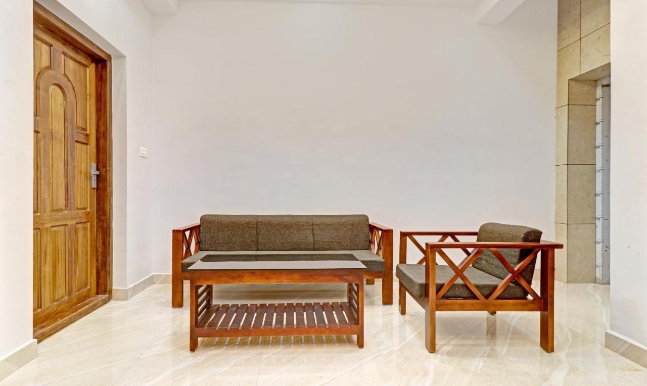 Itsy Hotels Palm Grove By D2V Kochi Extérieur photo