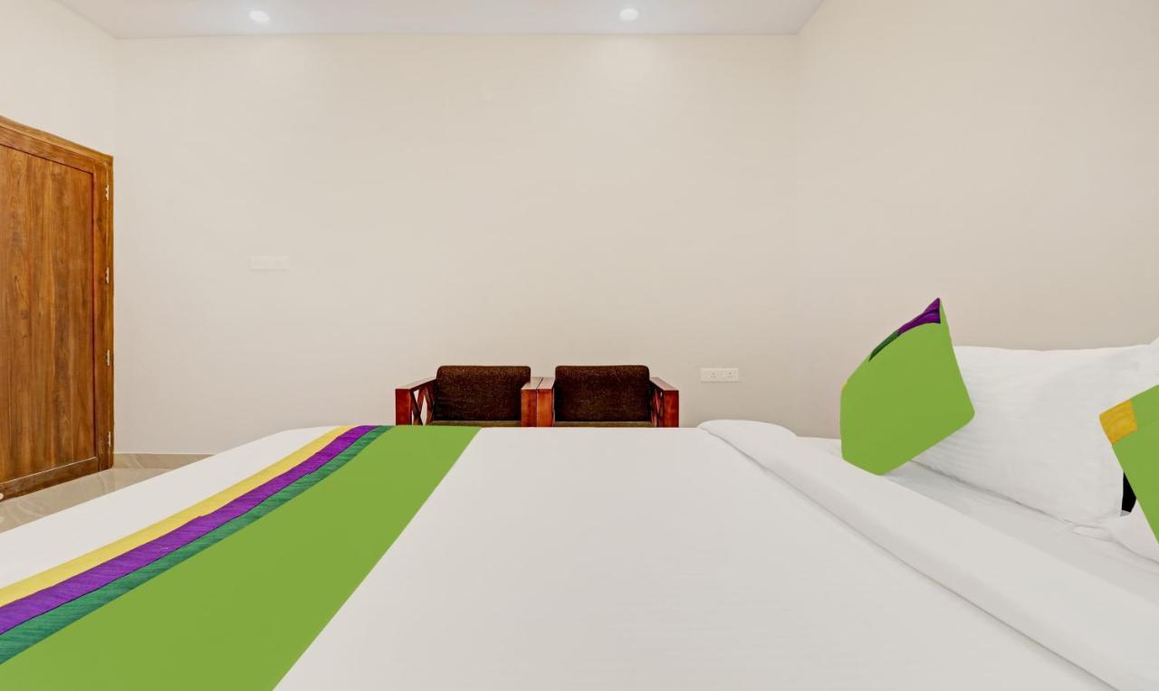 Itsy Hotels Palm Grove By D2V Kochi Extérieur photo