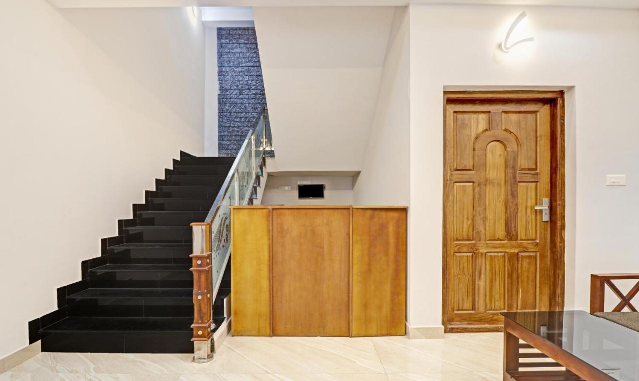 Itsy Hotels Palm Grove By D2V Kochi Extérieur photo
