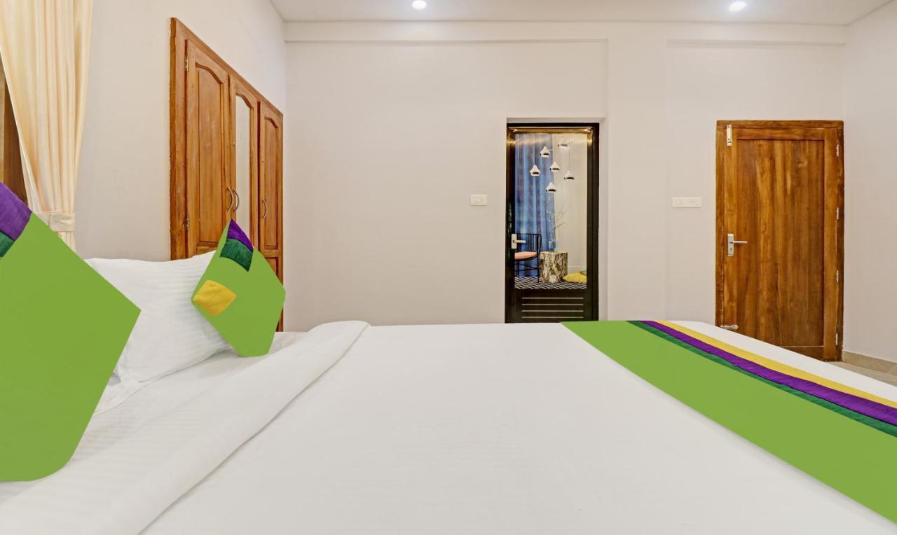Itsy Hotels Palm Grove By D2V Kochi Extérieur photo