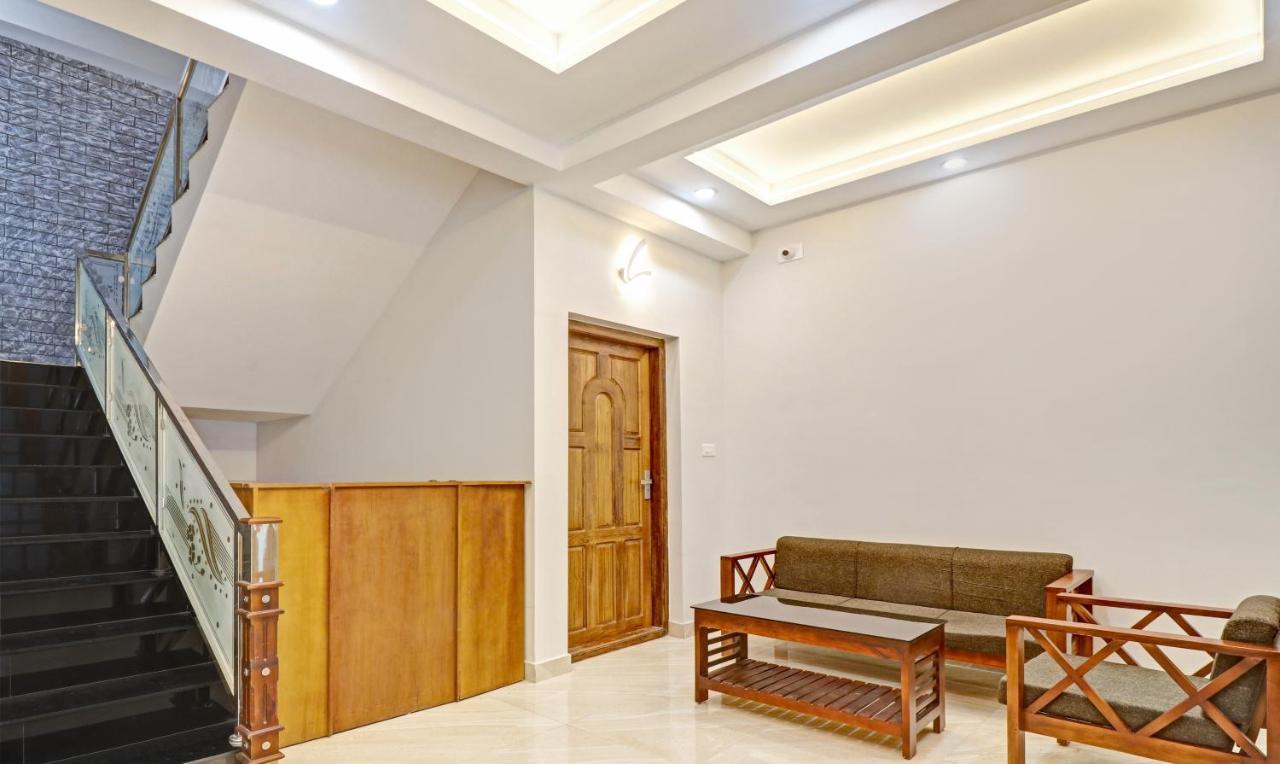 Itsy Hotels Palm Grove By D2V Kochi Extérieur photo